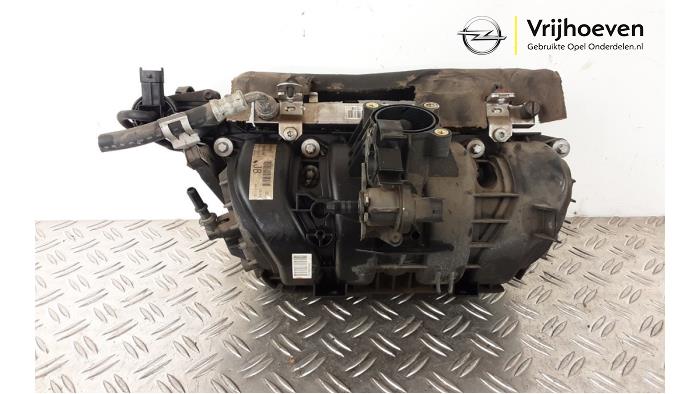 Używane Kolektor dolotowy Opel Meriva (A) 1.4 16V Twinport Cena € 60,00 Procedura marży oferowane przez Autodemontage Vrijhoeven B.V.