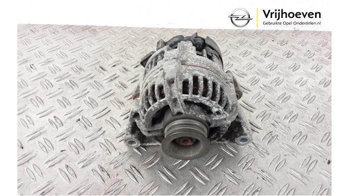 Usagé Dynamo Opel Agila (A) 1.0 12V Prix € 30,00 Règlement à la marge proposé par Autodemontage Vrijhoeven B.V.
