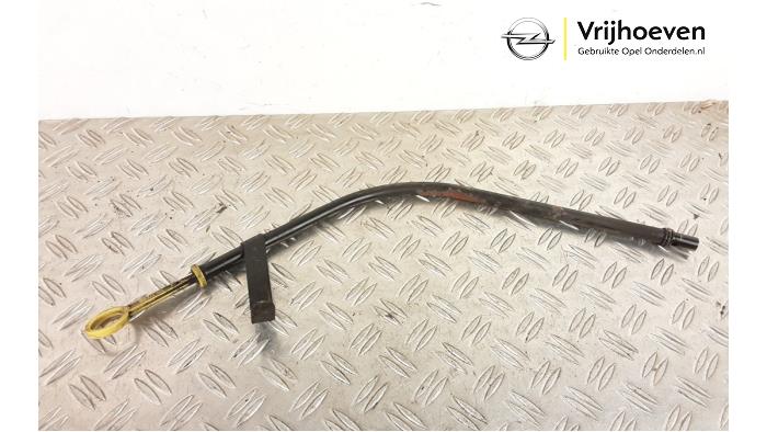 Gebrauchte Ölmessstab Opel Astra H Twin Top (L67) 1.8 16V Preis € 15,00 Margenregelung angeboten von Autodemontage Vrijhoeven B.V.