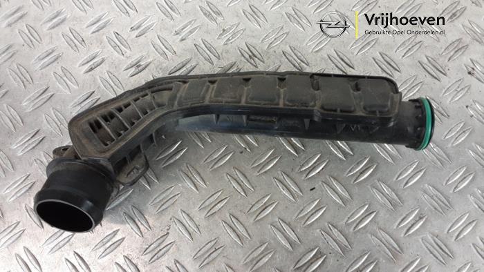 Gebrauchte Intercooler Rohr Opel Grandland (X) 1.2 Turbo 12V Preis € 25,00 Margenregelung angeboten von Autodemontage Vrijhoeven B.V.