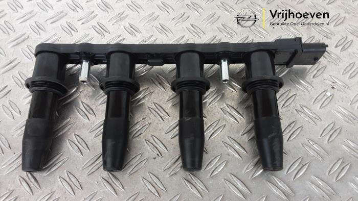 Usagé Bobine Opel Corsa D 1.6i GSI 16V Turbo Prix € 40,00 Règlement à la marge proposé par Autodemontage Vrijhoeven B.V.