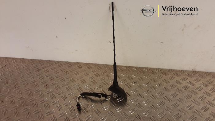 Używane Antena Opel Zafira Tourer (P12) 2.0 CDTI 16V 130 Ecotec Cena € 15,00 Procedura marży oferowane przez Autodemontage Vrijhoeven B.V.