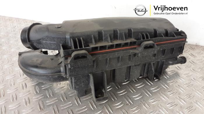 Begagnade Luftfilterhus Opel Grandland (X) 1.2 Turbo 12V Pris € 24,94 Marginaltabell erbjuds av Autodemontage Vrijhoeven B.V.