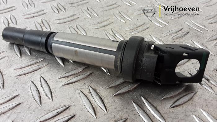 Usagé Broche bobine Opel Astra L (F3/FB/FM/FP) 1.6 Plug-in Hybrid Turbo 16V Prix € 15,00 Règlement à la marge proposé par Autodemontage Vrijhoeven B.V.
