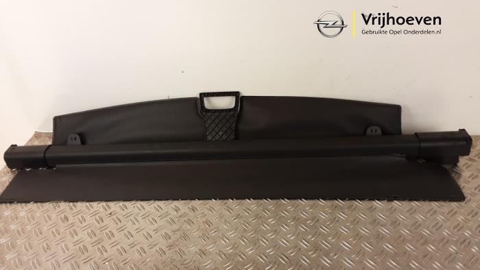 Bâche coffre à bagages d'un Opel Astra H SW (L35) 1.7 CDTi 16V 2008