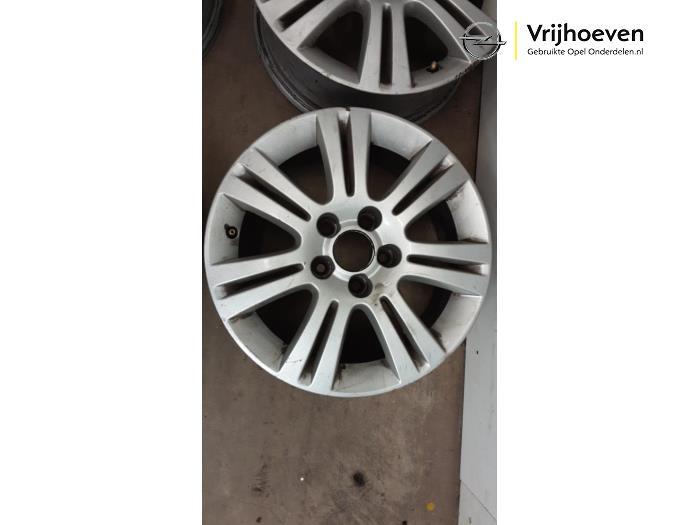 Kit jantes d'un Opel Astra H SW (L35) 1.7 CDTi 16V 2008