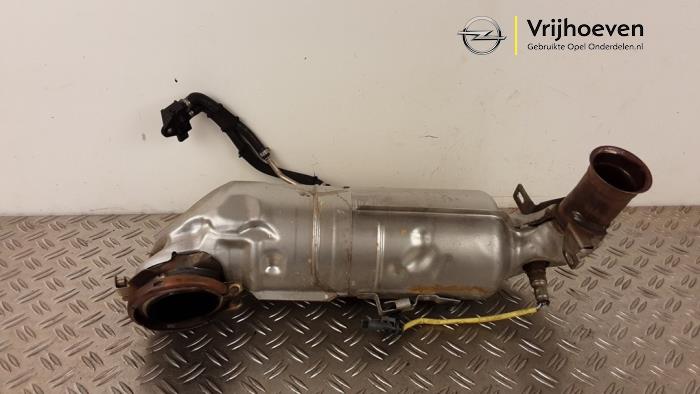 Gebrauchte Katalysator Opel Corsa F (UB/UH/UP) 1.2 Turbo 12V 100 Preis € 450,00 Margenregelung angeboten von Autodemontage Vrijhoeven B.V.