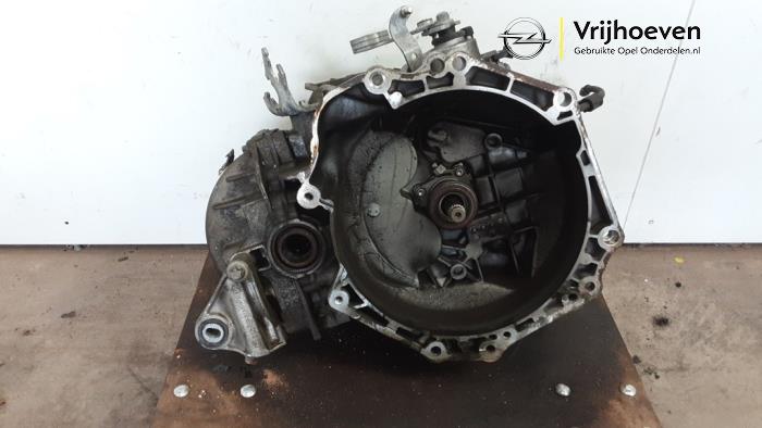 Gebrauchte Getriebe Opel Corsa E 1.6 OPC Turbo 16V Preis € 650,00 Margenregelung angeboten von Autodemontage Vrijhoeven B.V.