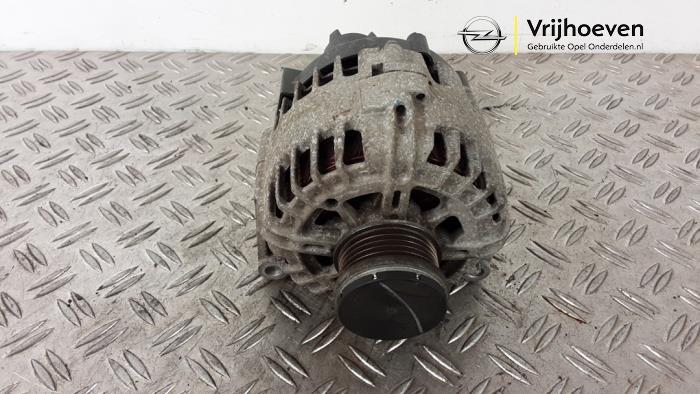 Begagnade Dynamo Opel Corsa E 1.6 OPC Turbo 16V Pris € 100,00 Marginaltabell erbjuds av Autodemontage Vrijhoeven B.V.