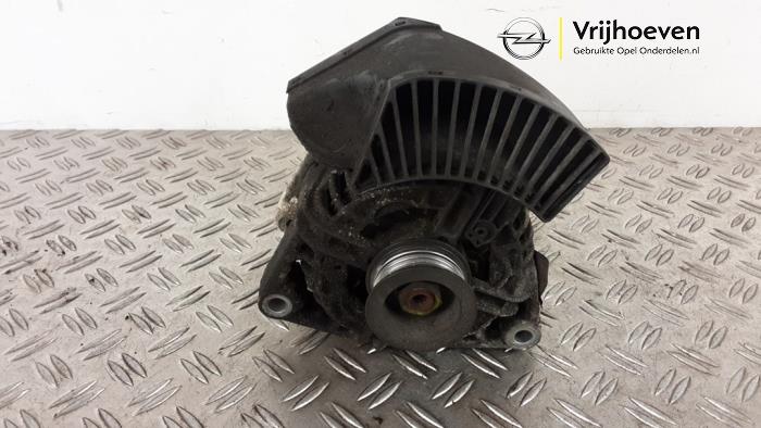 Used Dynamo Opel Signum (F48) 3.2 V6 24V Price € 50,00 Margin scheme offered by Autodemontage Vrijhoeven B.V.