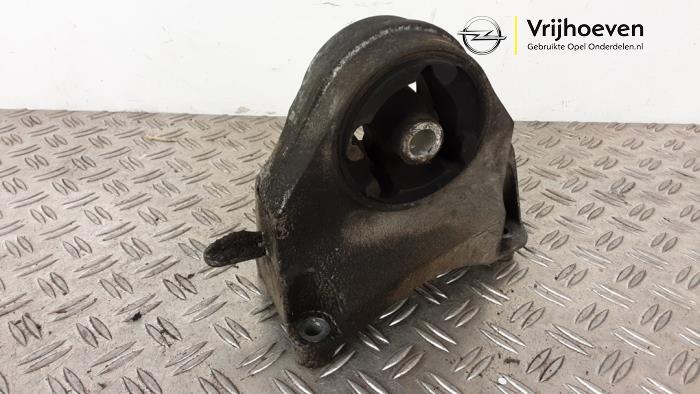 Used Engine mount Opel Antara (LA6) 2.4 16V 4x4 Price € 25,00 Margin scheme offered by Autodemontage Vrijhoeven B.V.