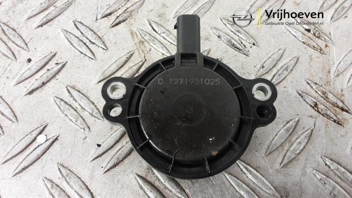 Begagnade Kamaxelsensor Opel Astra K Sports Tourer 1.4 Turbo 12V Pris € 50,00 Marginaltabell erbjuds av Autodemontage Vrijhoeven B.V.