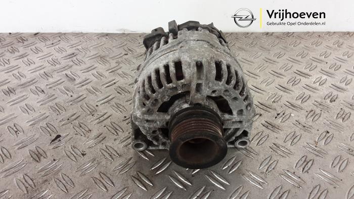 Begagnade Dynamo Opel Meriva (A) 1.6 16V Pris € 25,00 Marginaltabell erbjuds av Autodemontage Vrijhoeven B.V.