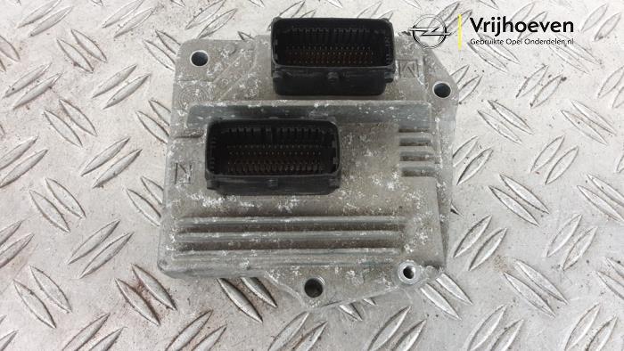 Used Engine management computer Opel Meriva (A) 1.6 16V Price € 400,00 Margin scheme offered by Autodemontage Vrijhoeven B.V.