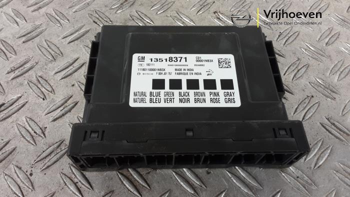 Used Body control computer Opel Astra K 1.6 CDTI 110 16V Price € 80,01 Inclusive VAT offered by Autodemontage Vrijhoeven B.V.