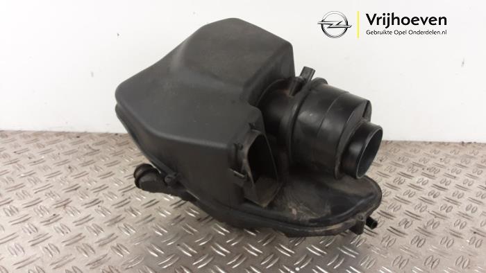 Gebrauchte Luftfiltergehäuse Opel Astra K 1.6 CDTI 110 16V Preis € 50,00 Margenregelung angeboten von Autodemontage Vrijhoeven B.V.