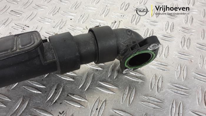 Intercooler Rohr van een Opel Grandland (X) 1.2 Turbo 12V 2018