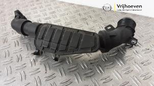 Intercooler Rohr van een Opel Grandland (X) 1.2 Turbo 12V 2018