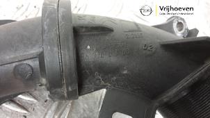 Intercooler Rohr van een Opel Grandland (X) 1.2 Turbo 12V 2018