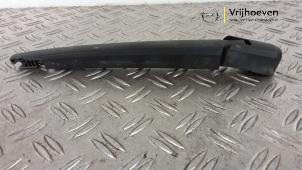 Begagnade Bakre torkararm Opel Zafira Tourer (P12) 1.4 Turbo 16V Ecotec Pris € 10,00 Marginaltabell erbjuds av Autodemontage Vrijhoeven B.V.