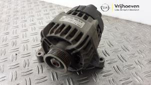 Dynamo van een Opel Combo 1.4 16V ecoFlex 2012