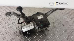 Begagnade Främre torkarmotor Opel Zafira Tourer (P12) 1.6 CDTI 16V ecoFLEX 136 Pris € 100,00 Marginaltabell erbjuds av Autodemontage Vrijhoeven B.V.