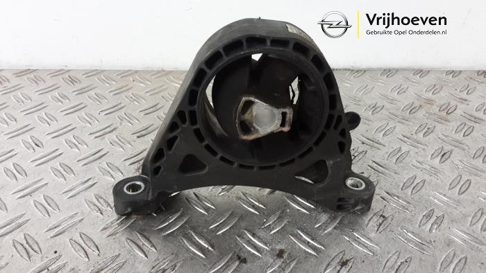 Used Engine mount Opel Zafira Tourer (P12) 1.6 CDTI 16V ecoFLEX 136 Price € 15,00 Margin scheme offered by Autodemontage Vrijhoeven B.V.
