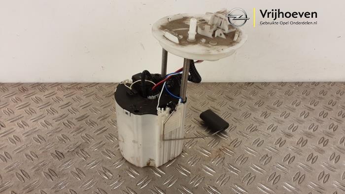 Pompe carburant électrique d'un Opel Zafira Tourer (P12) 1.6 SIDI Eco Turbo 16V 2014