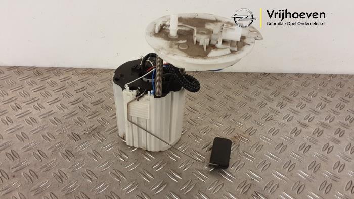 Pompe carburant électrique d'un Opel Zafira Tourer (P12) 1.6 SIDI Eco Turbo 16V 2014
