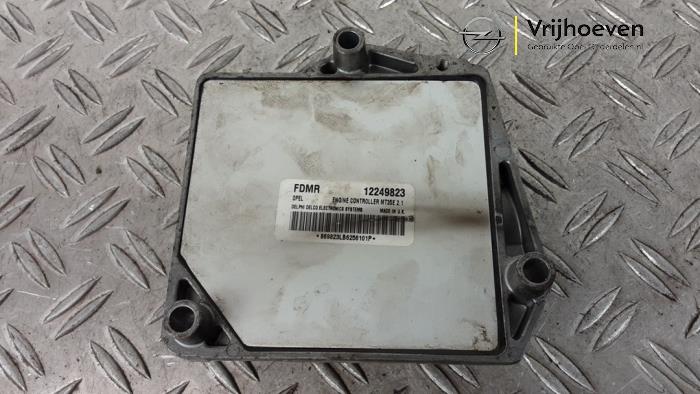 Used Engine management computer Opel Meriva (A) 1.6 16V Price € 400,00 Margin scheme offered by Autodemontage Vrijhoeven B.V.