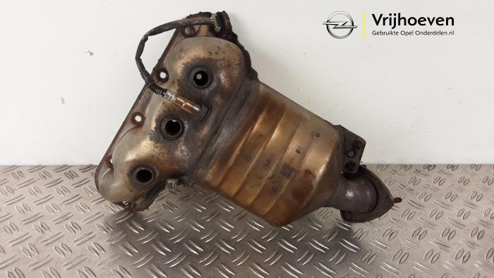 Gebrauchte Abgaskrümmer + Katalysator Opel Meriva (A) 1.4 16V Twinport Preis € 225,00 Margenregelung angeboten von Autodemontage Vrijhoeven B.V.