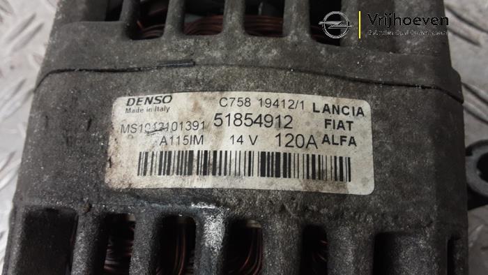 Begagnade Dynamo Opel Combo 1.3 CDTI 16V ecoFlex Pris € 25,00 Marginaltabell erbjuds av Autodemontage Vrijhoeven B.V.