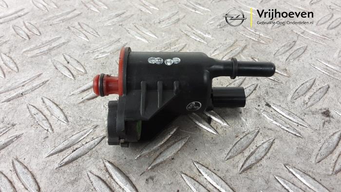 Usagé Evap clapet Opel Karl 1.0 12V Prix € 20,00 Règlement à la marge proposé par Autodemontage Vrijhoeven B.V.