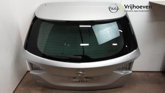 Begagnade Baklucka Opel Astra K Sports Tourer 1.5 CDTi 122 12V Pris € 749,99 Inklusive moms erbjuds av Autodemontage Vrijhoeven B.V.
