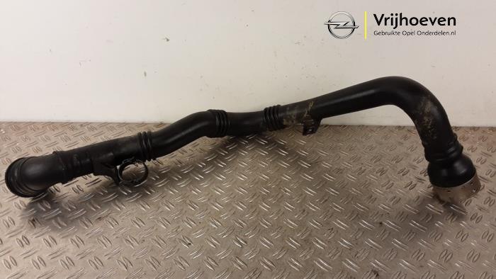 Gebrauchte Intercooler Rohr Opel Astra K Sports Tourer 1.6 SIDI Eco Turbo 16V Preis € 40,00 Margenregelung angeboten von Autodemontage Vrijhoeven B.V.