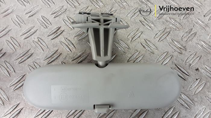 Używane Lusterko wewnetrzne Opel Agila (B) 1.2 16V Cena € 20,00 Procedura marży oferowane przez Autodemontage Vrijhoeven B.V.