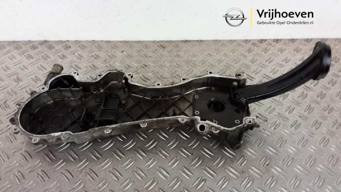 Usagé Couvercle de distribution Opel Combo 1.3 CDTI 16V ecoFlex Prix € 35,00 Règlement à la marge proposé par Autodemontage Vrijhoeven B.V.