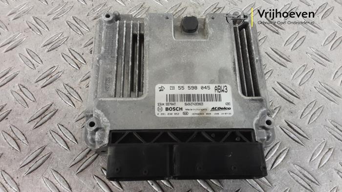 Used Engine management computer Opel Astra J (PC6/PD6/PE6/PF6) 2.0 CDTI 16V 165 Ecotec Price € 50,00 Margin scheme offered by Autodemontage Vrijhoeven B.V.
