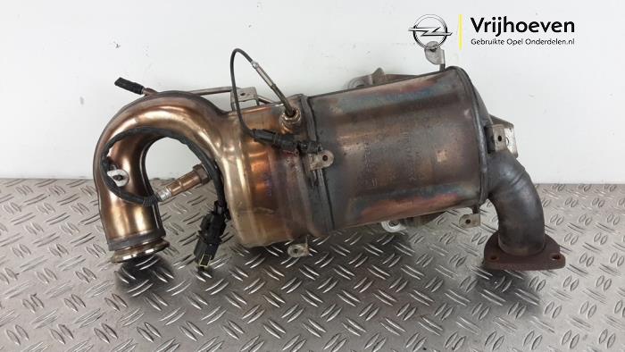Usagé Filtre à particules Opel Astra J (PC6/PD6/PE6/PF6) 2.0 CDTI 16V 165 Ecotec Prix € 400,00 Règlement à la marge proposé par Autodemontage Vrijhoeven B.V.