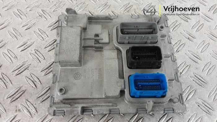 Used Engine management computer Opel Astra K 1.0 SIDI Turbo 12V Price € 250,00 Margin scheme offered by Autodemontage Vrijhoeven B.V.