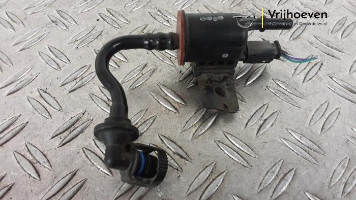 Gebrauchte Evap Ventil Opel Astra K 1.0 SIDI Turbo 12V Preis € 30,00 Margenregelung angeboten von Autodemontage Vrijhoeven B.V.