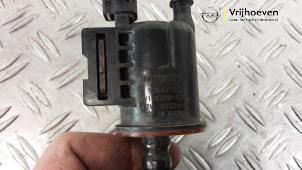Evap Ventil van een Opel Astra K 1.0 SIDI Turbo 12V 2016