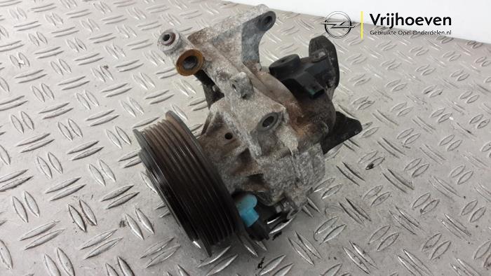 Begagnade Vattenpump Opel Mokka/Mokka X 1.6 CDTI 16V 4x2 Pris € 100,00 Marginaltabell erbjuds av Autodemontage Vrijhoeven B.V.