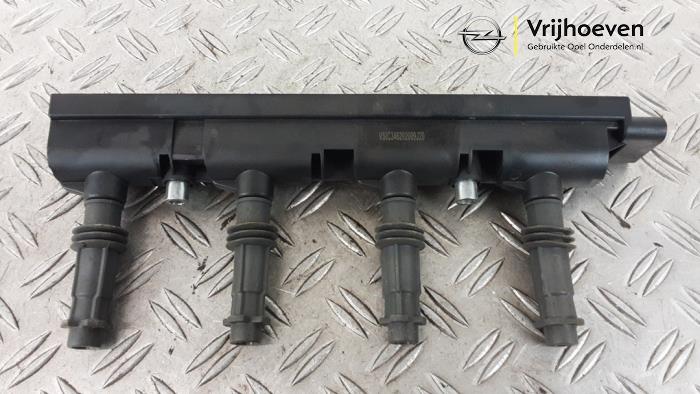 Usagé Bobine Opel Meriva (B) 1.4 16V Ecotec Prix € 40,00 Règlement à la marge proposé par Autodemontage Vrijhoeven B.V.