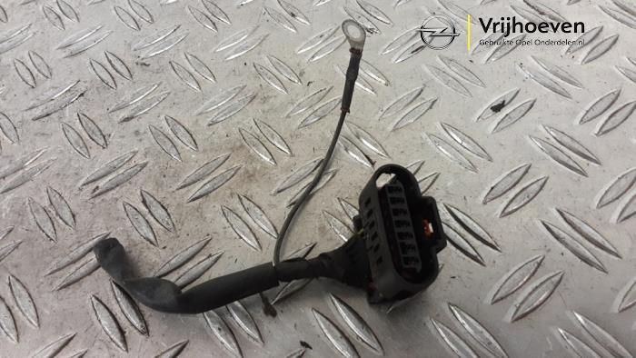 Używane Wtyk Opel Meriva (B) 1.4 16V Ecotec Cena € 30,00 Procedura marży oferowane przez Autodemontage Vrijhoeven B.V.