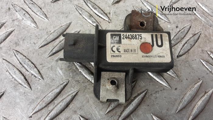 Begagnade Sensor (övriga) Opel Vectra C 1.8 16V Pris € 20,00 Marginaltabell erbjuds av Autodemontage Vrijhoeven B.V.