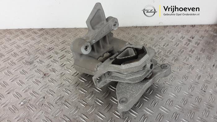 Gebrauchte Motorlager Opel Corsa F (UB/UH/UP) Electric, Corsa-e 50kWh Preis € 25,00 Margenregelung angeboten von Autodemontage Vrijhoeven B.V.