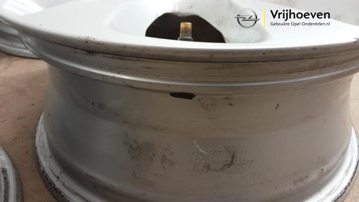 Set of wheels from a Opel Karl 1.0 ecoFLEX 12V 2018