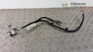 Used Battery sensor Opel Crossland (X) 1.2 Turbo 12V Euro 6 Price € 25,00 Margin scheme offered by Autodemontage Vrijhoeven B.V.