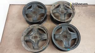 Usados Juego de llantas Opel Karl 1.0 12V Precio € 90,00 Norma de margen ofrecido por Autodemontage Vrijhoeven B.V.
